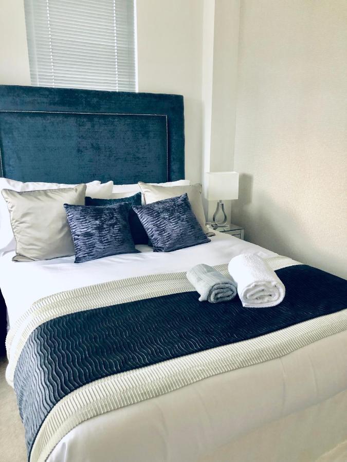 Snapos Luxury Serviced Apartment - Meridian House Bedford Exterior foto