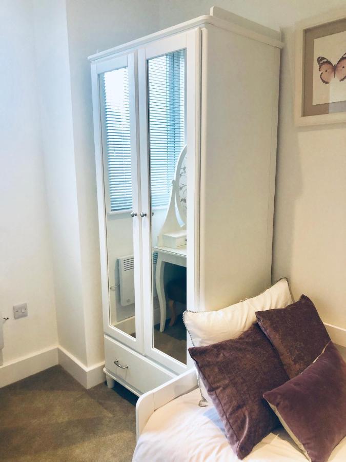 Snapos Luxury Serviced Apartment - Meridian House Bedford Exterior foto